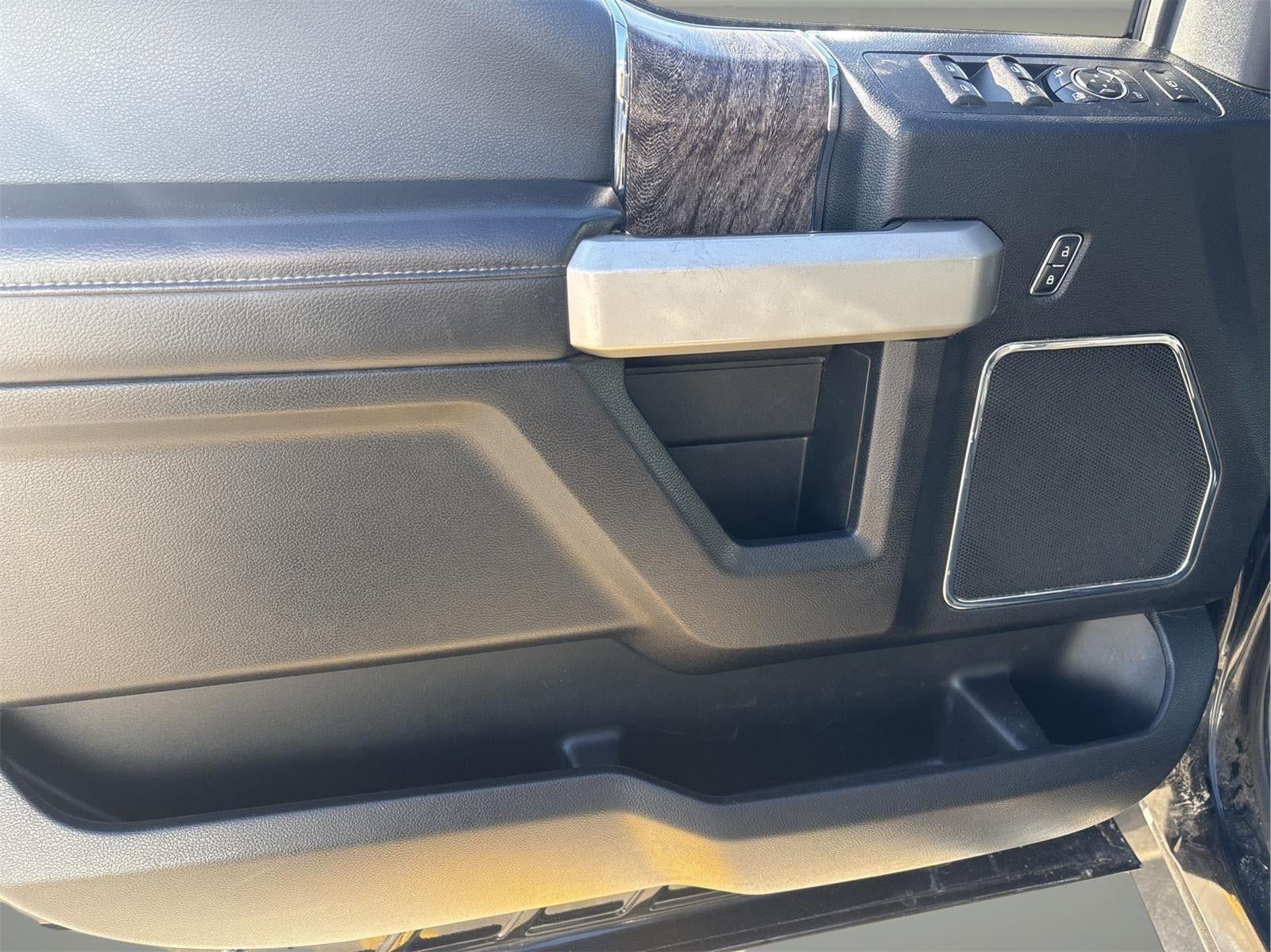 2017 Ford Super Duty F-250 Lariat