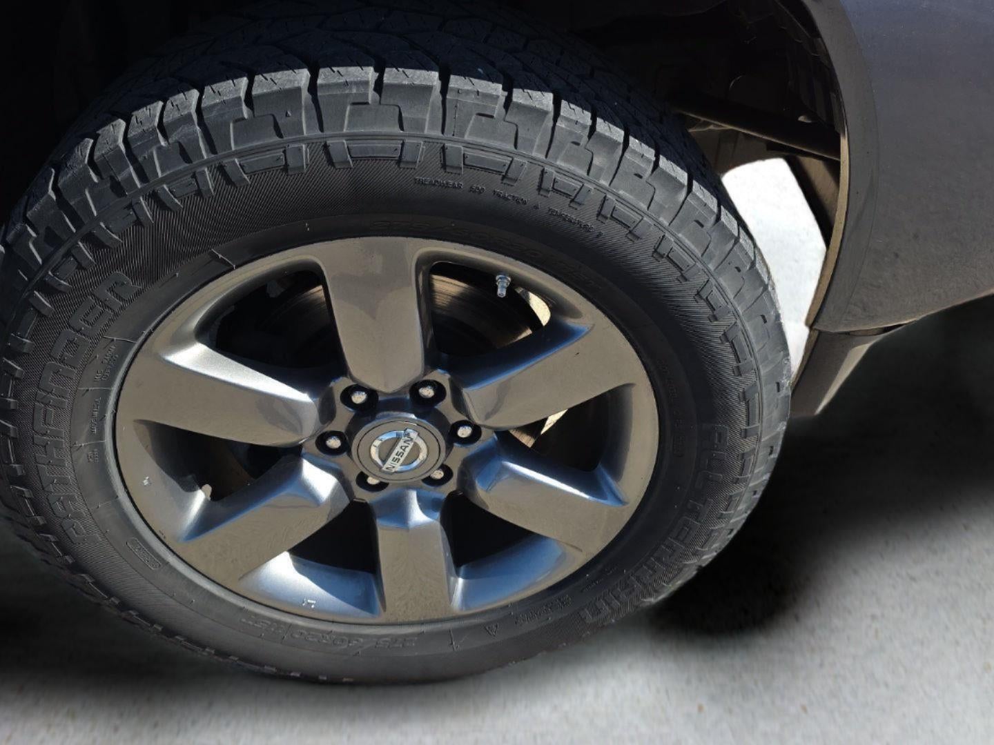 2015 Nissan Titan SV