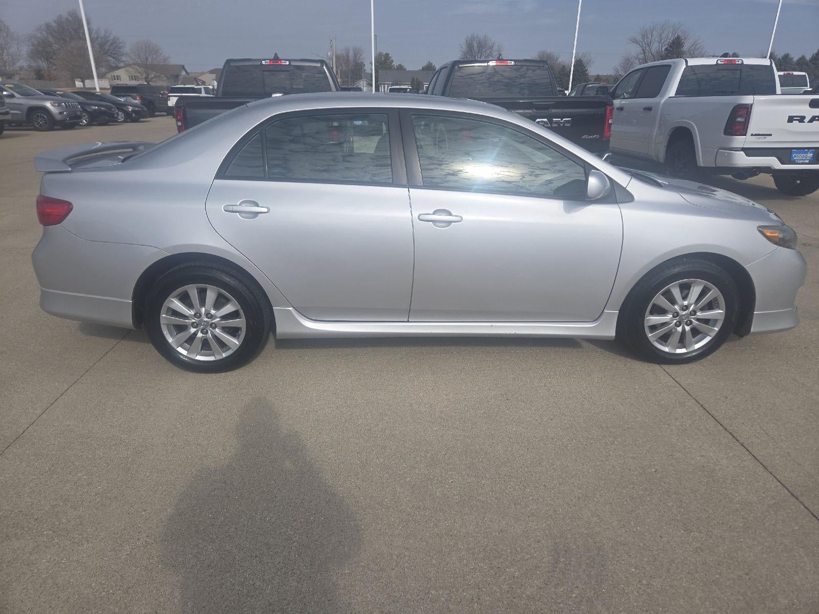 2010 Toyota COROLLA SEDAN