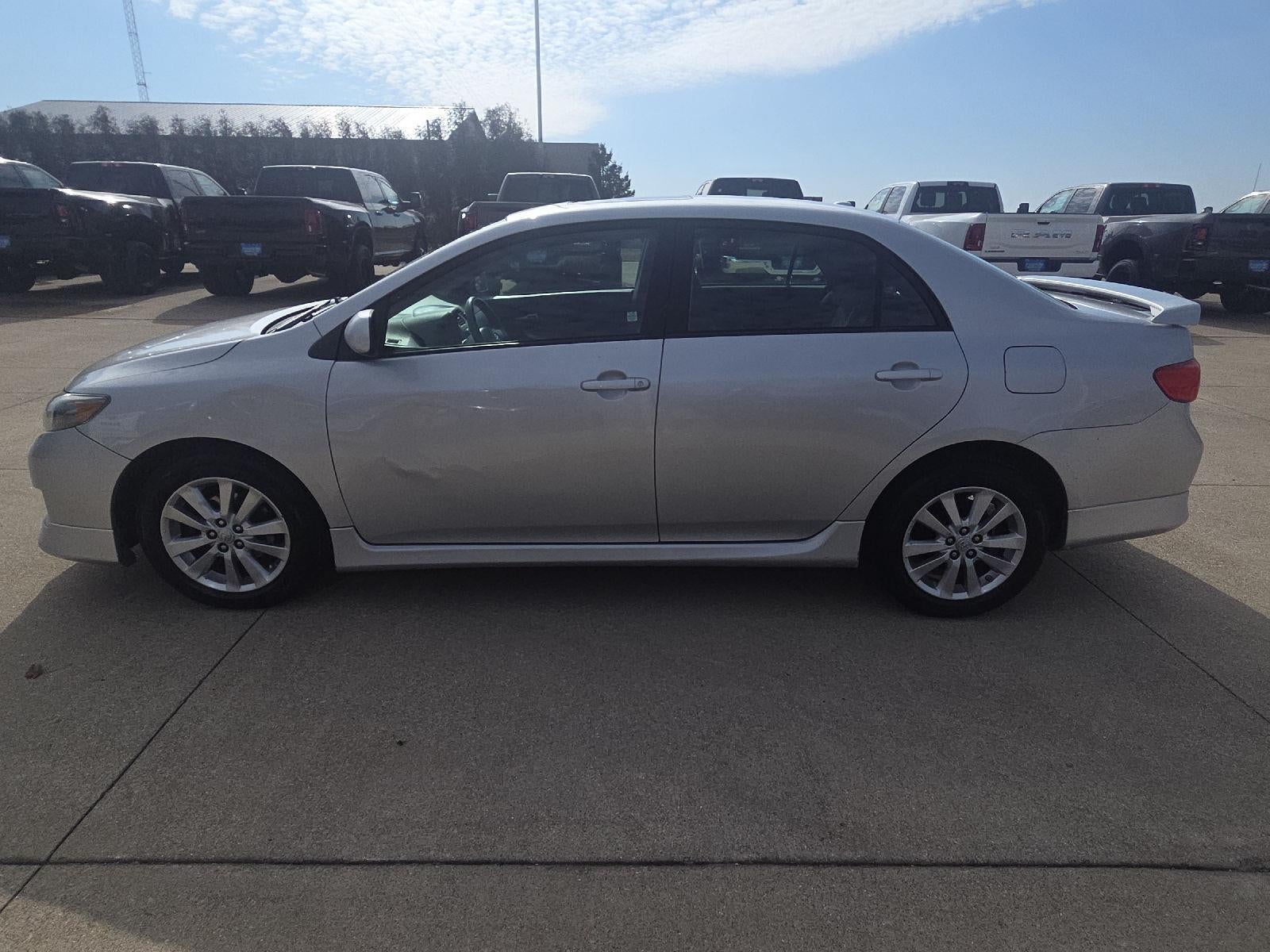 2010 Toyota COROLLA SEDAN