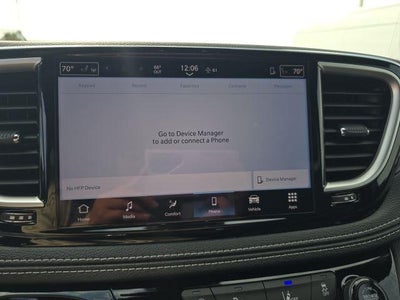 2026 Chrysler Pacifica Select