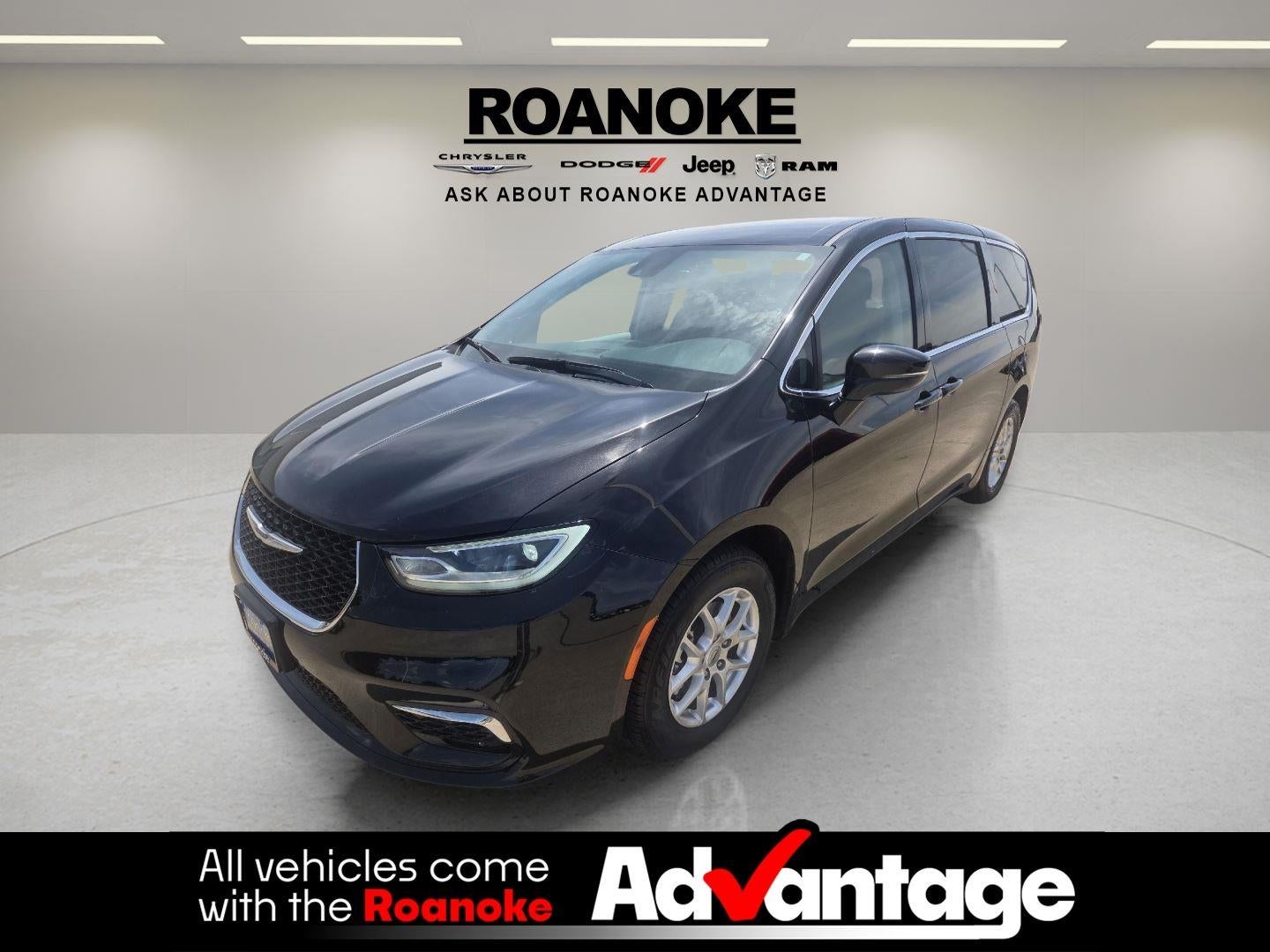 2024 Chrysler Pacifica's photo