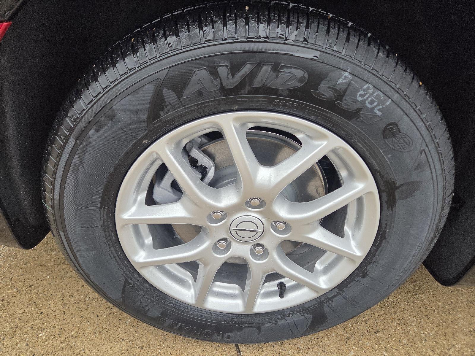 2026 Chrysler Pacifica Select