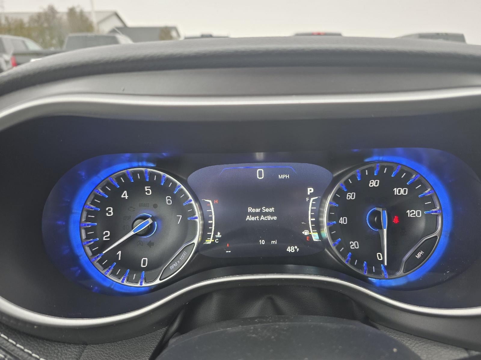 2026 Chrysler Pacifica Select