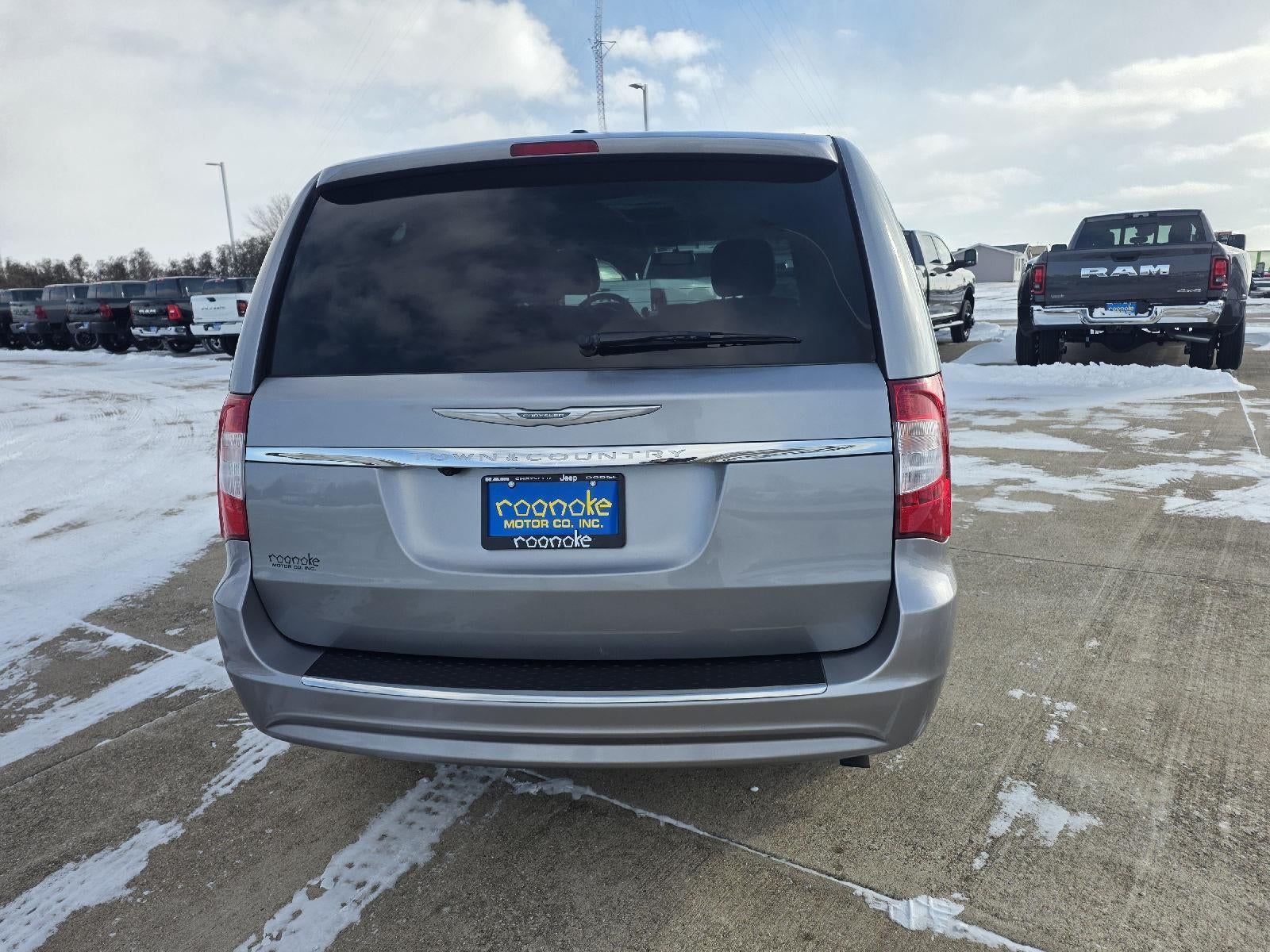 2015 Chrysler Town & Country Touring