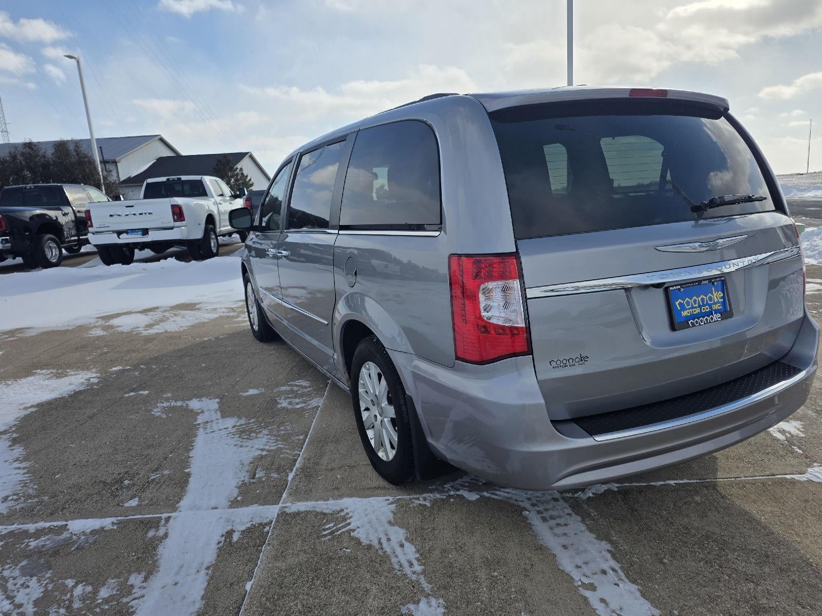 2015 Chrysler Town & Country Touring