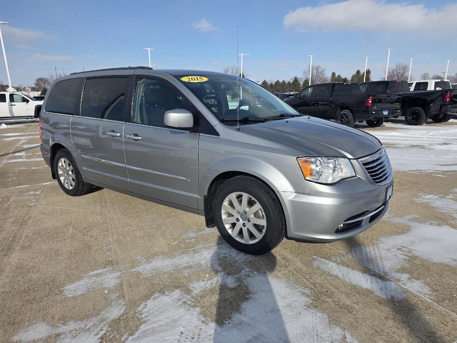 2015 Chrysler Town & Country Touring