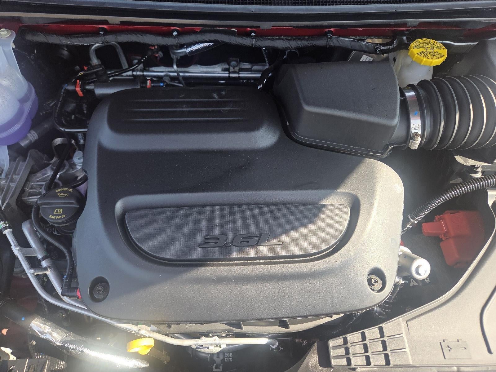 2027 Chrysler Pacifica Select