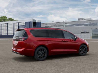2027 Chrysler Pacifica Limited