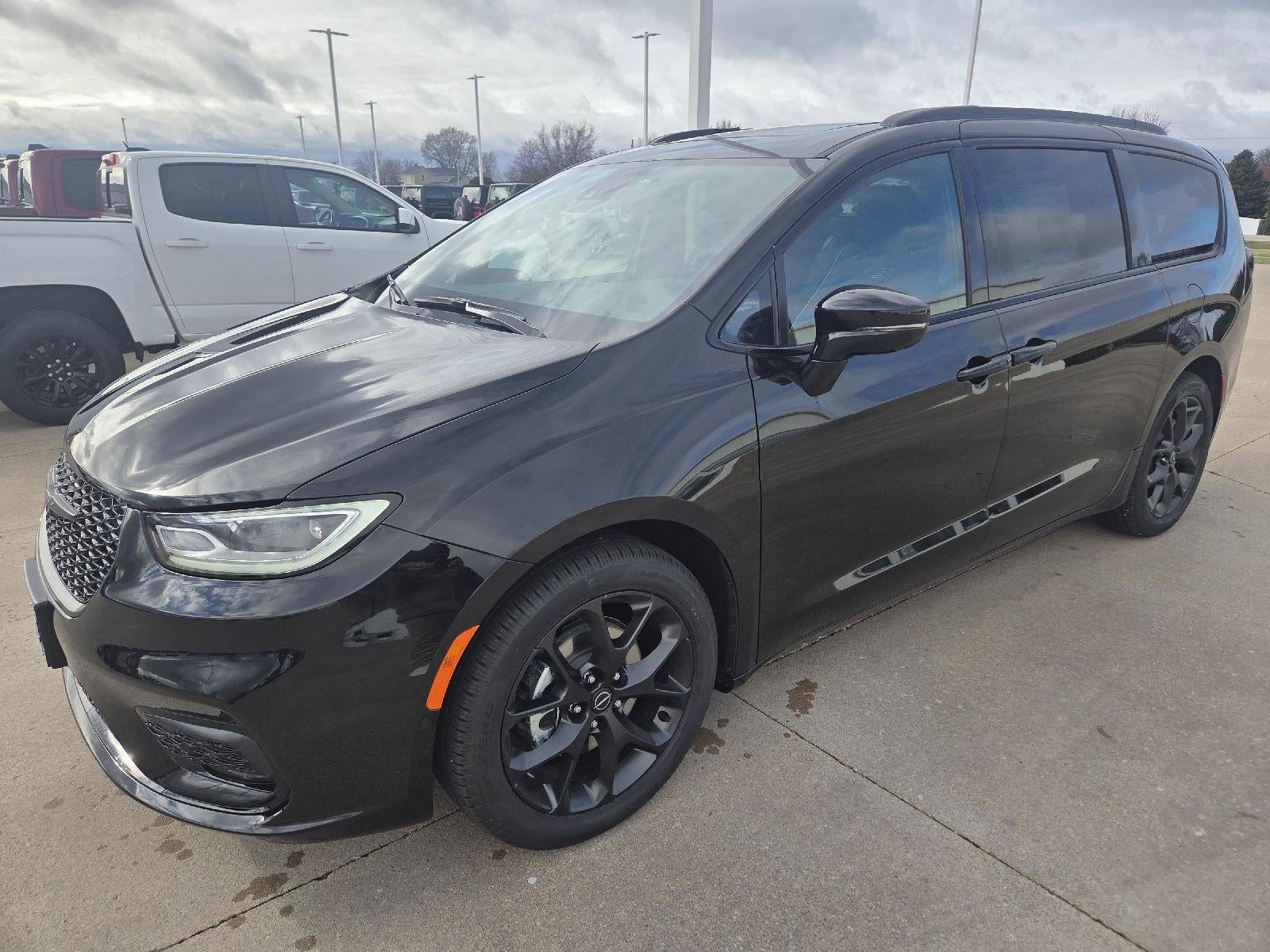 2026 Chrysler Pacifica Limited