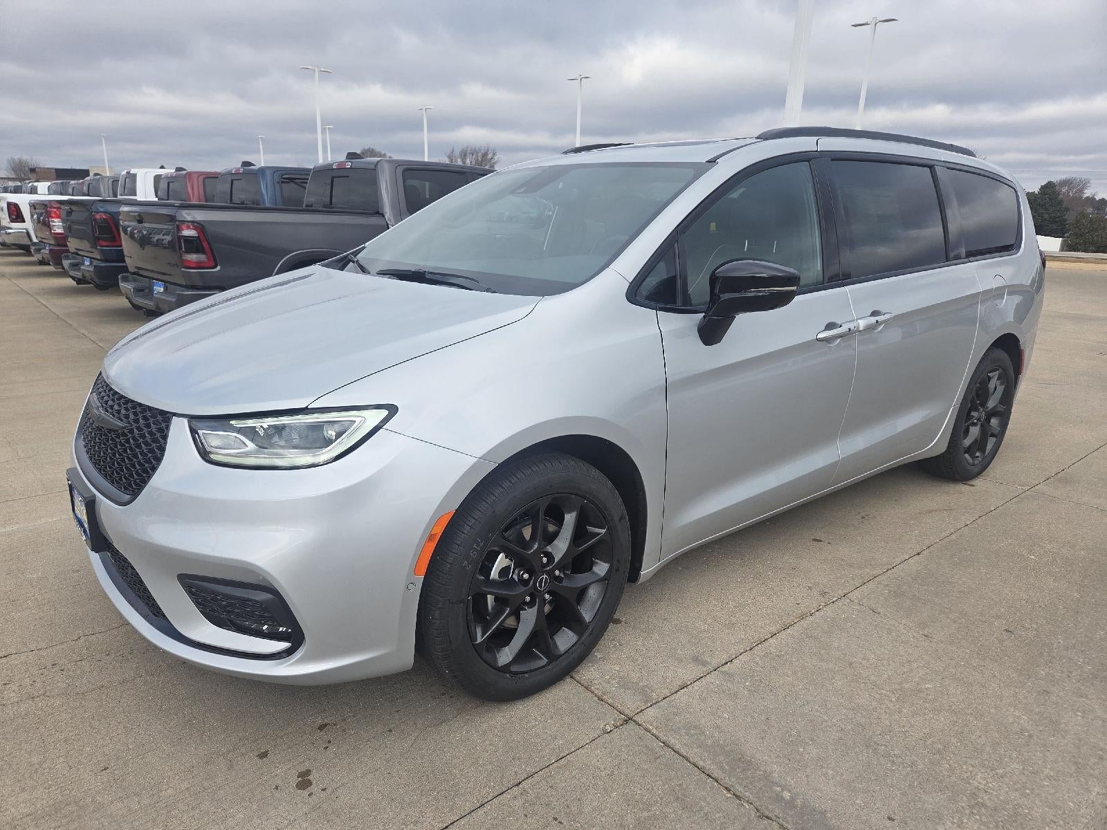 2026 Chrysler Pacifica Limited