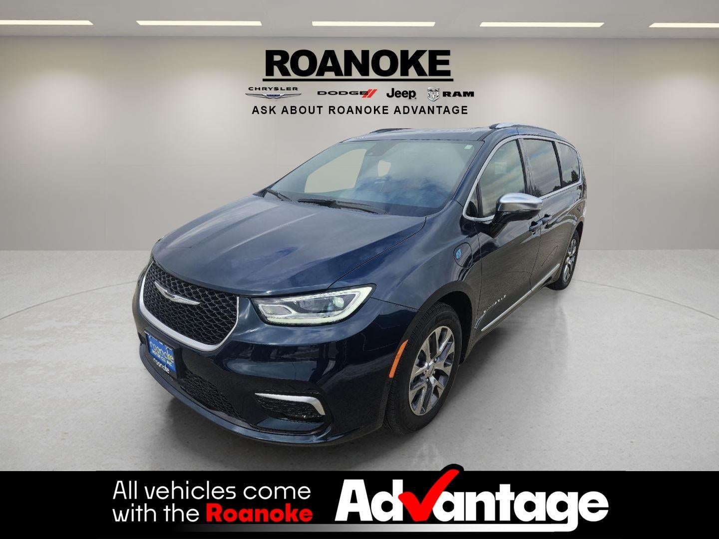 2025 Chrysler Pacifica Hybrid Pinnacle