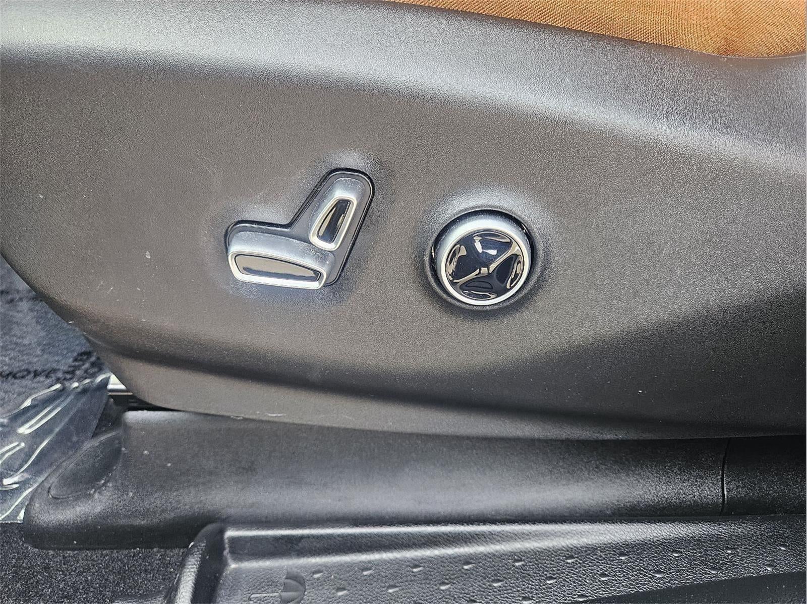 2025 Chrysler Pacifica Hybrid Pinnacle