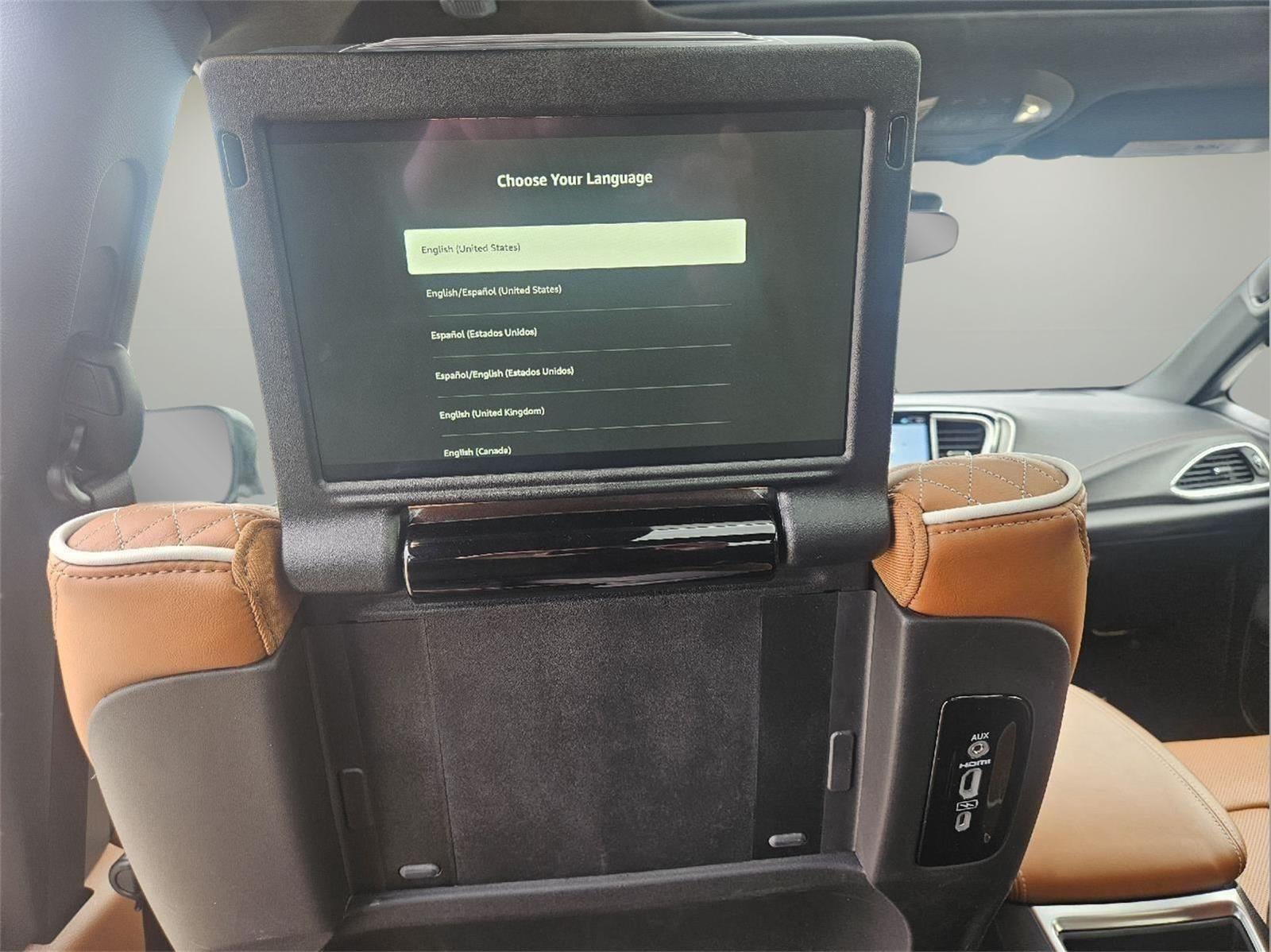 2025 Chrysler Pacifica Hybrid Pinnacle