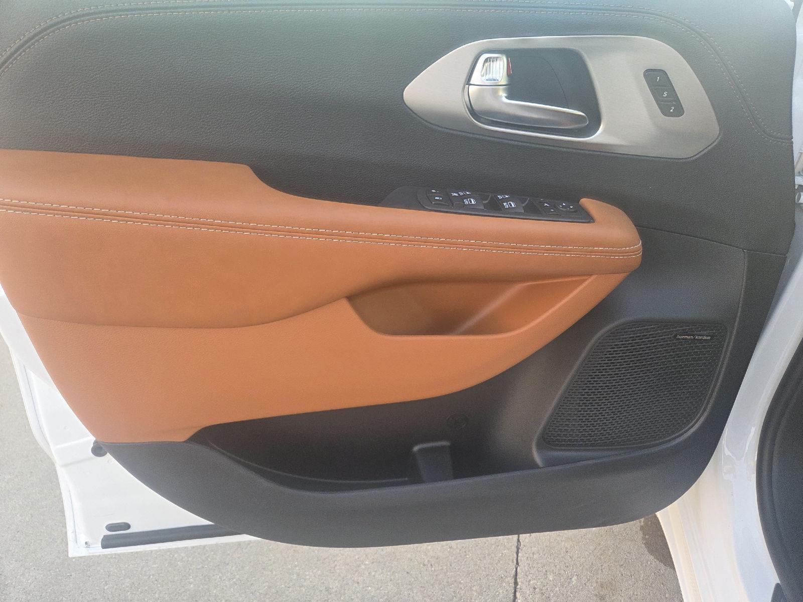 2026 Chrysler Pacifica Pinnacle