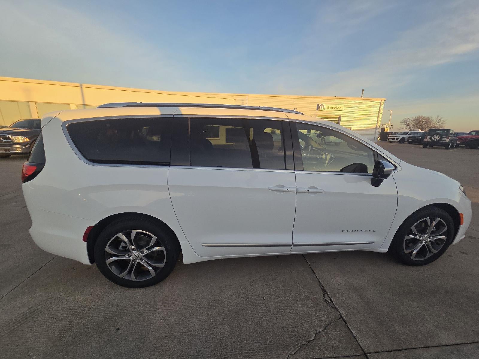 2026 Chrysler Pacifica Pinnacle