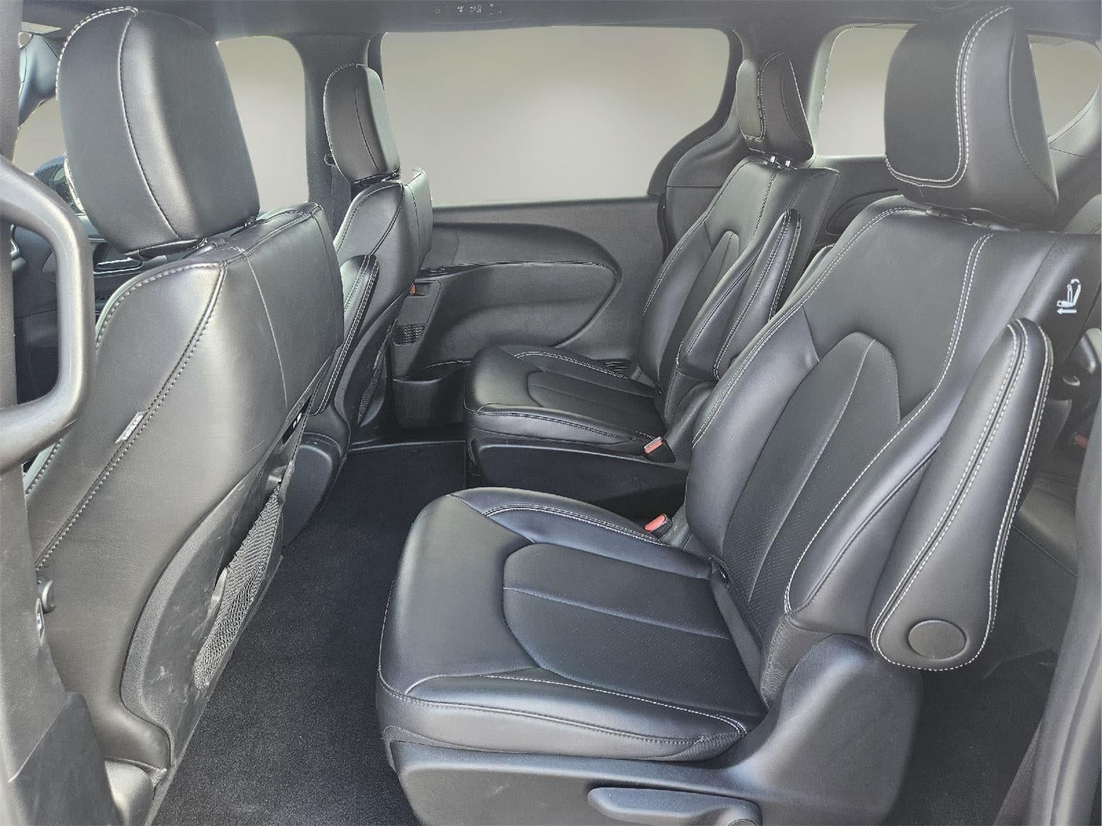 2025 Chrysler Pacifica Hybrid Select