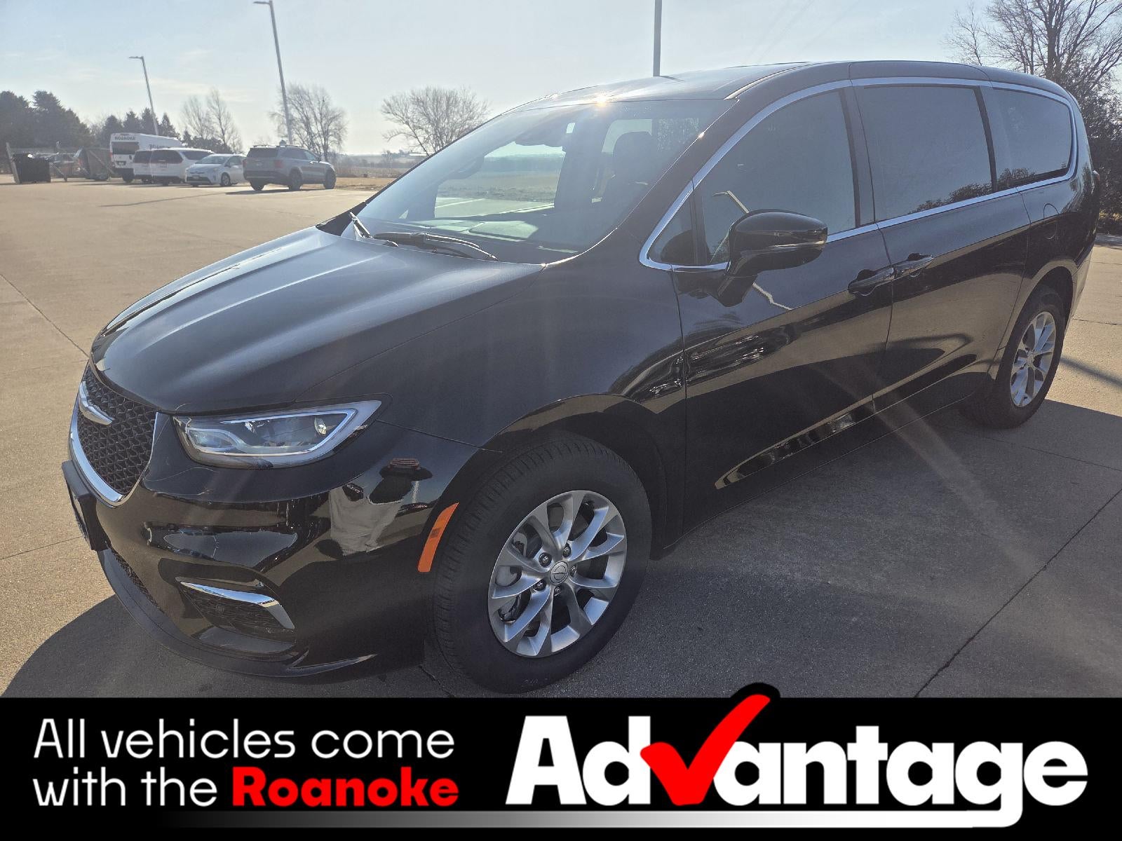 2026 Chrysler Pacifica Select