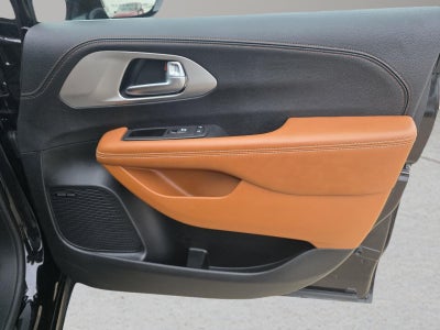 2024 Chrysler Pacifica Pinnacle