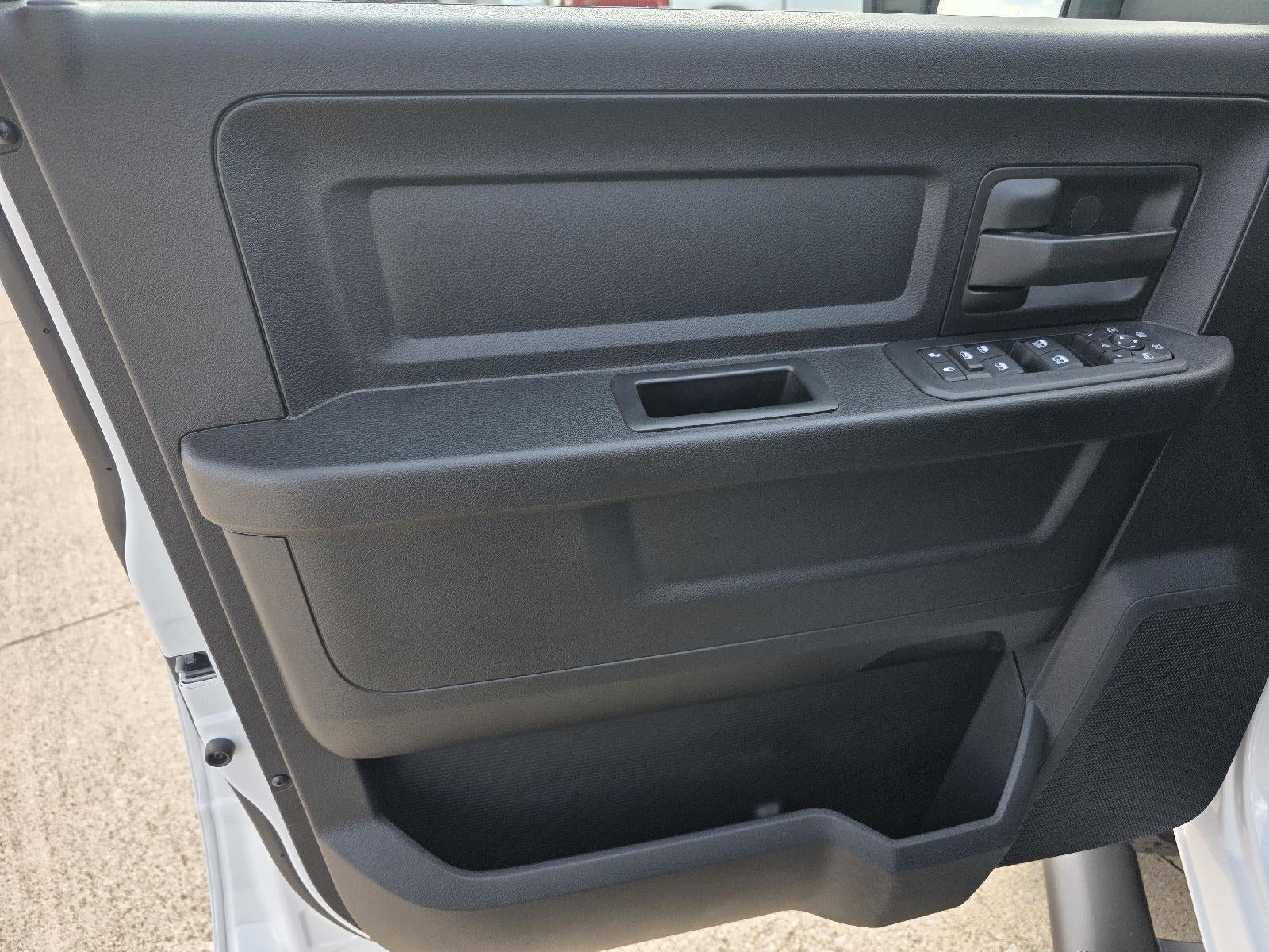 2026 RAM 2500 Black Express