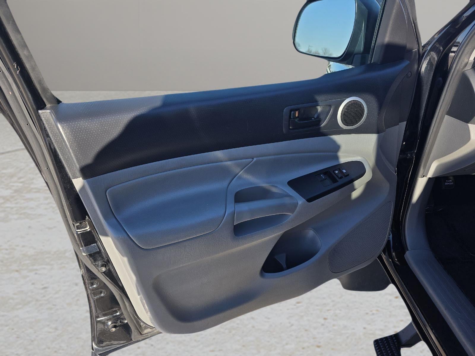 2013 Toyota TACOMA Base V6