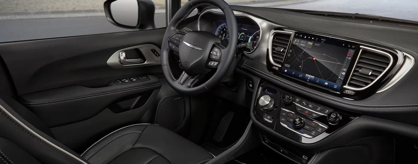 Infotainment display and digital gauge cluster on a 2025 Chrysler Pacifica for Sale